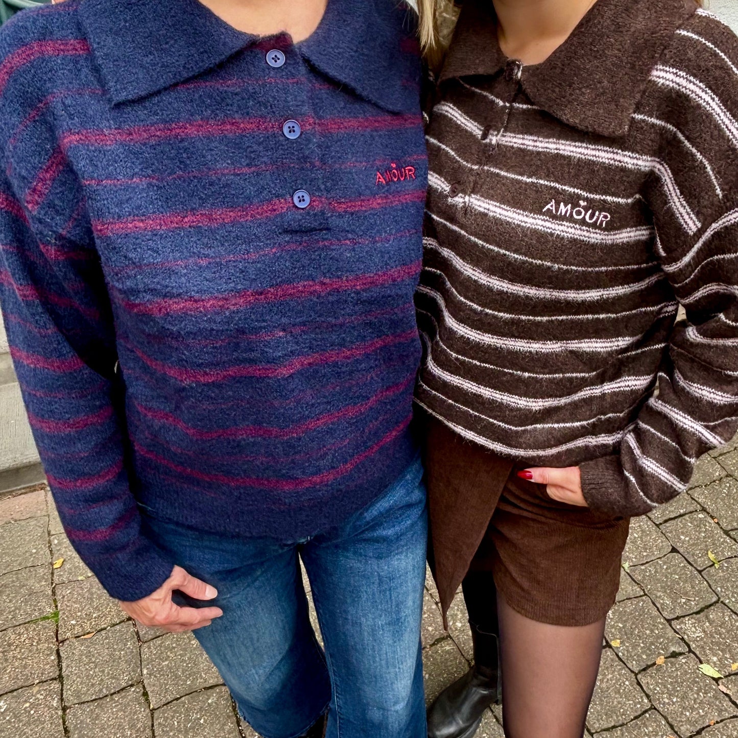Gestreifter Polo-Pullover aus weicher Viskose in Braun-Bordeaux für Damen