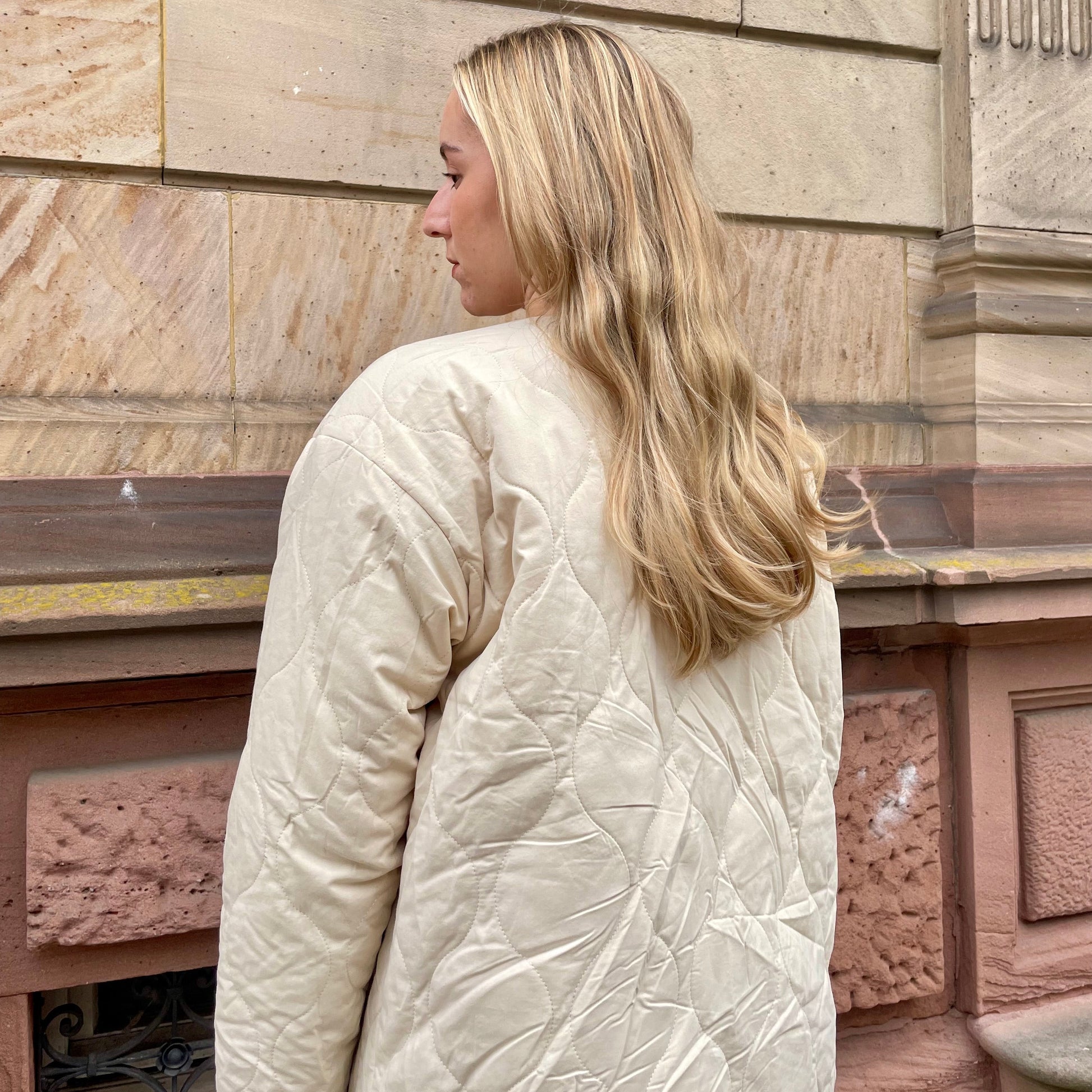 Kuschelige wendbare Jacke für Damen, stylischer Herbst- und Winterlook